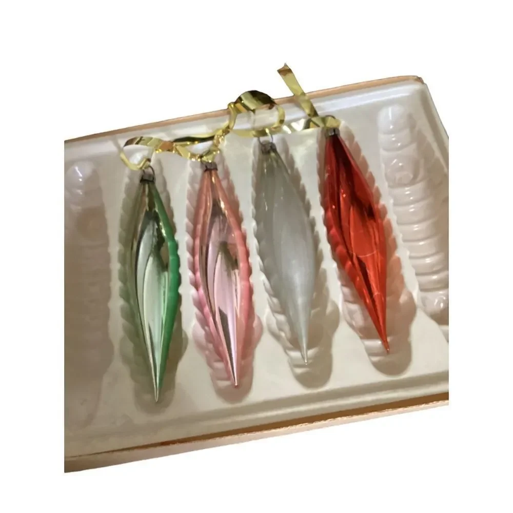 Vintage Santa’s World Torpedo Glass Ornaments  4